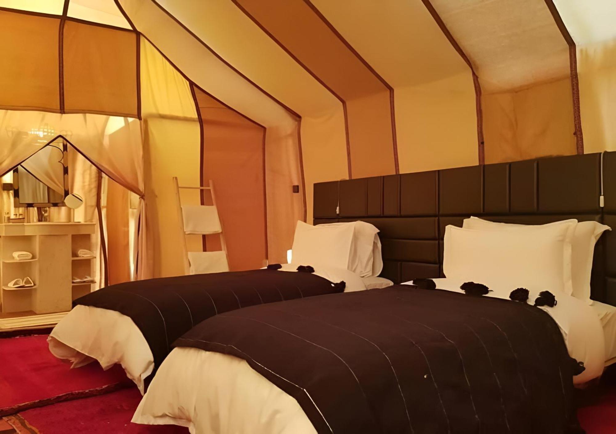 Merzouga Luxurious Tented Luaran gambar