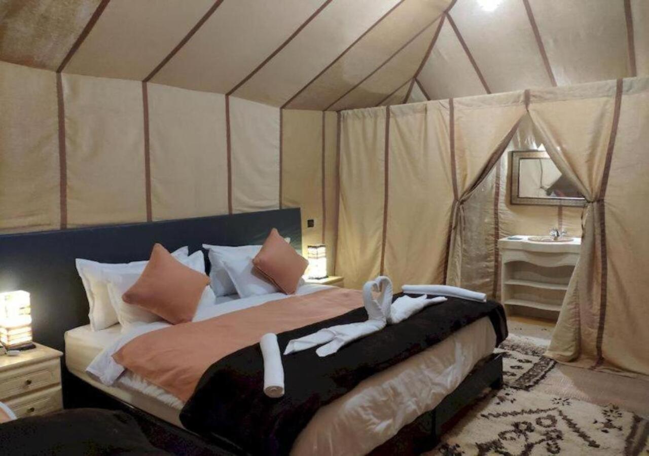 Merzouga Luxurious Tented Luaran gambar